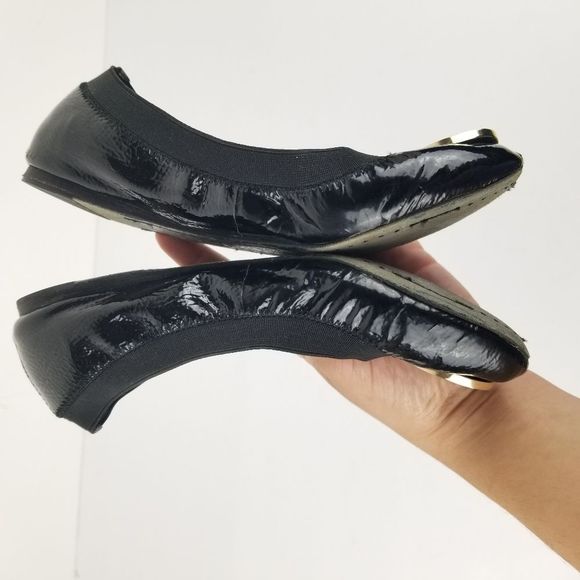 Tory Burch Women's Black Patent Leather Caroline - Picture 7 of 9